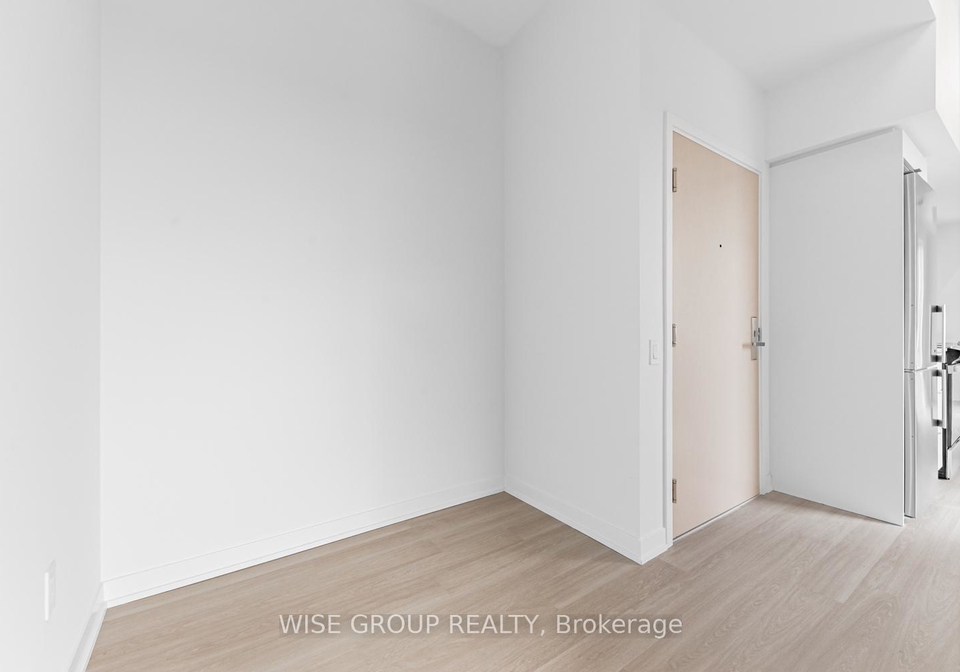 500-wilson-avenue-w-toronto-ontario-c12419098