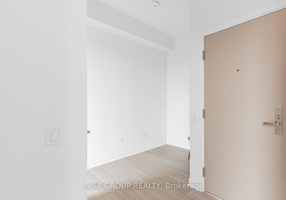 500-wilson-avenue-w-toronto-ontario-c12419098