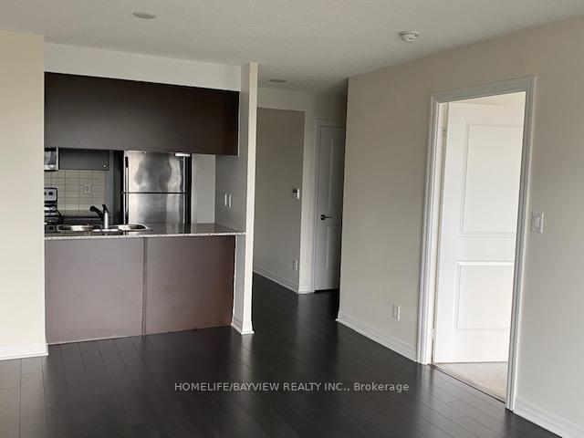 2015-sheppard-avenue-e-north-york-ontario-c12419830