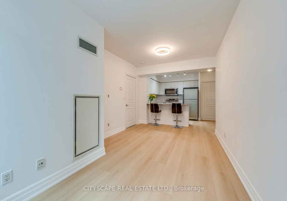 8-scollard-street-toronto-ontario-c12420351