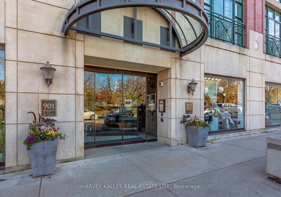 901-queen-street-w-toronto-ontario-c12420422