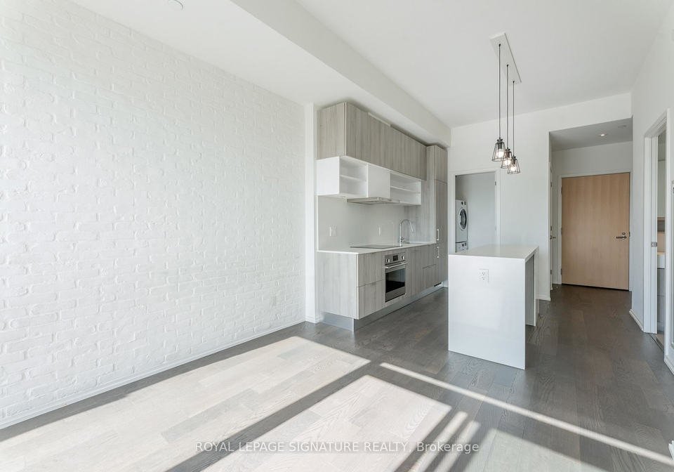 8-hillsdale-avenue-e-toronto-ontario-c12420447