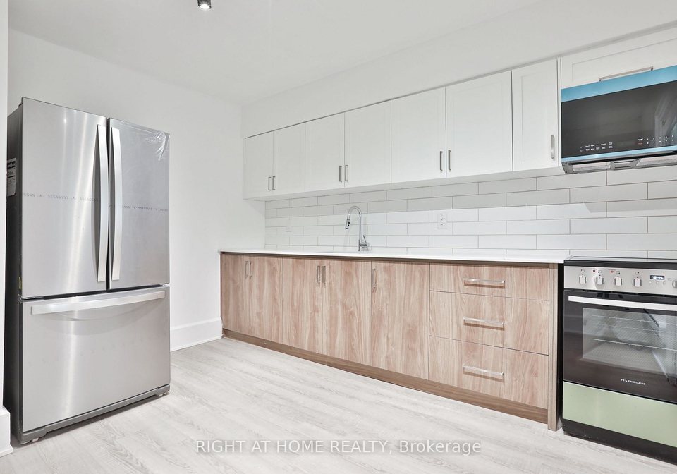 550-college-street-toronto-ontario-c12420621