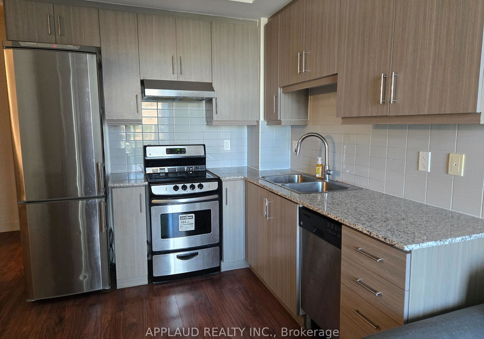 68-canterbury-place-toronto-ontario-c12420626
