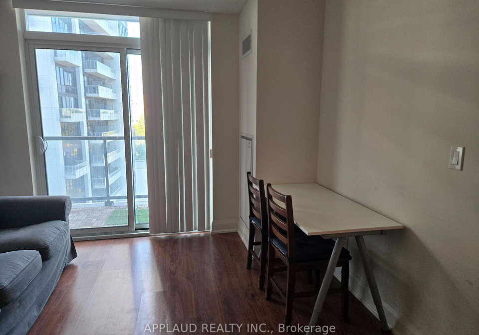 68-canterbury-place-toronto-ontario-c12420626