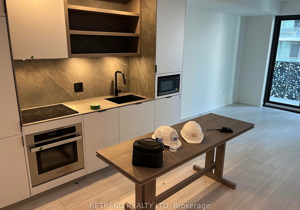 55-charles-street-e-toronto-ontario-c12420793