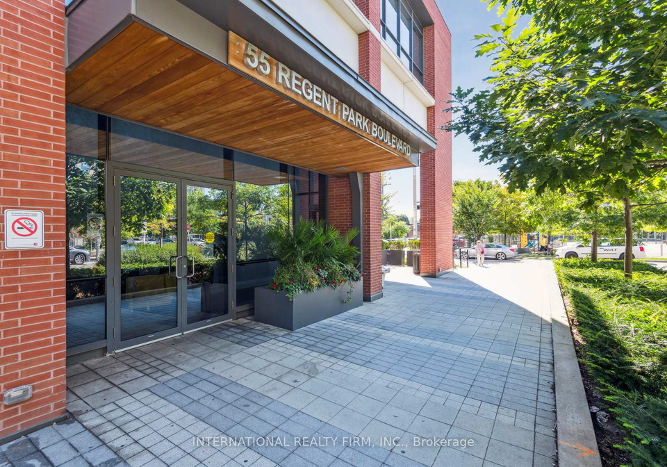 55-regent-park-boulevard-toronto-ontario-c12420928