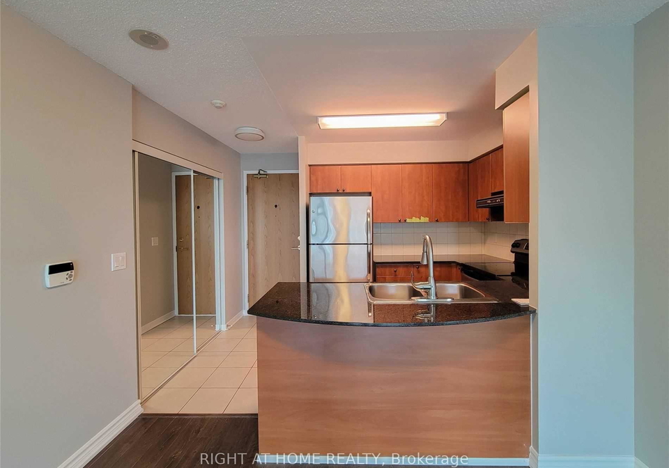 5500-yonge-street-toronto-ontario-c12421068