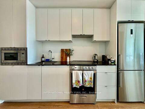 49-east-liberty-street-toronto-ontario-c12421120
