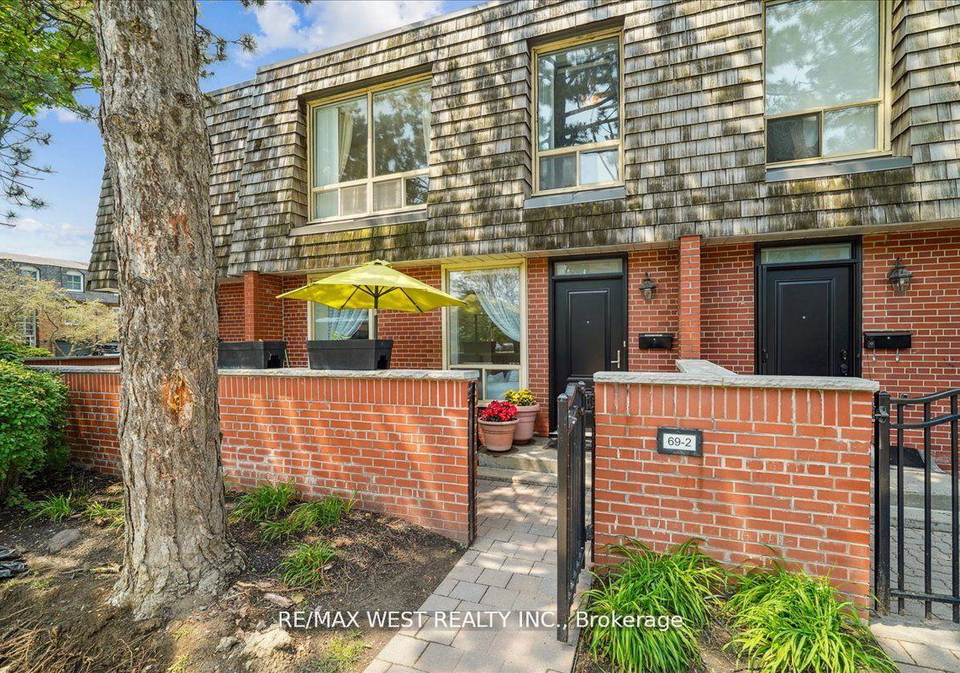 69-upper-canada-drive-north-york-ontario-c12421507
