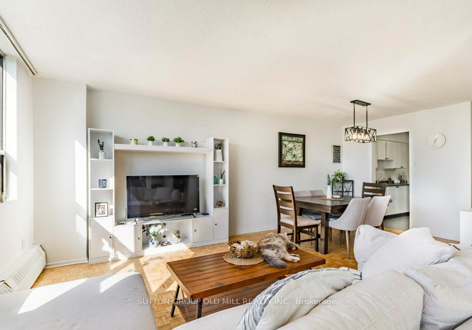 25-sunrise-avenue-north-york-ontario-c12421573