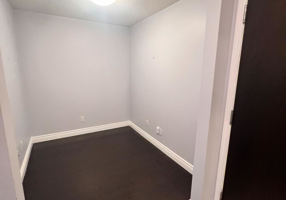 205-the-donway-west-north-york-ontario-c12421669