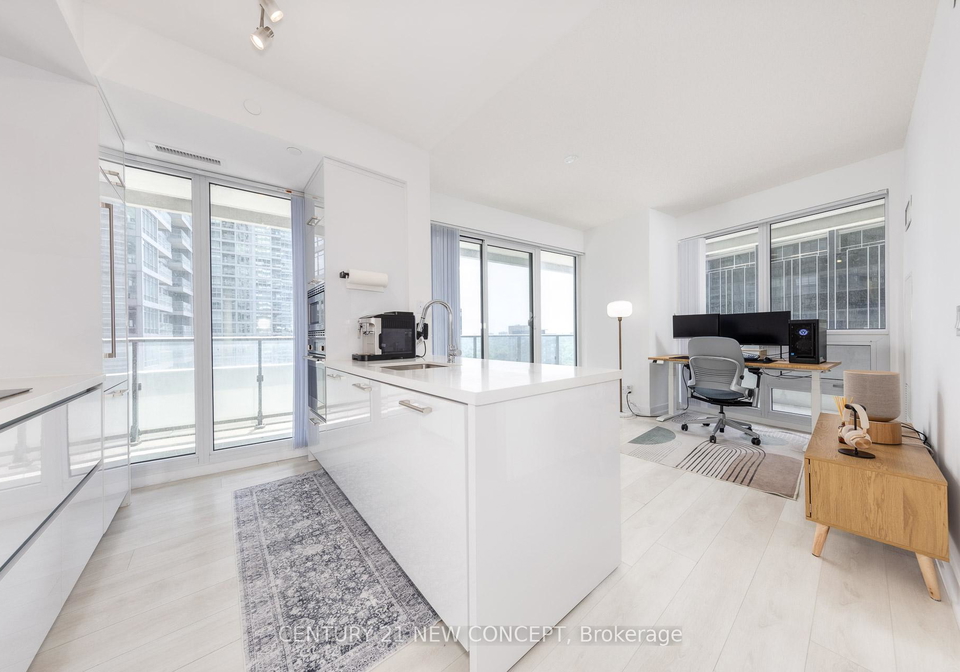 2221-yonge-street-toronto-ontario-c12421740