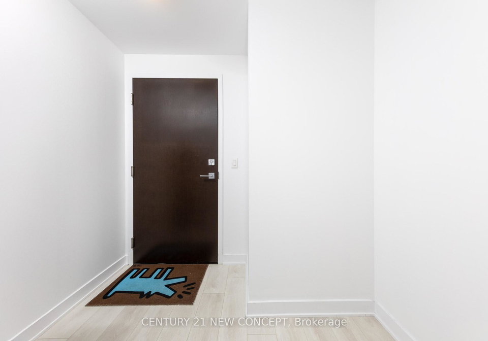 2221-yonge-street-toronto-ontario-c12421740