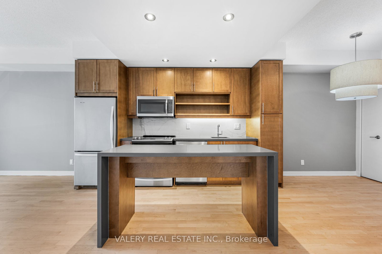 61-yorkville-avenue-toronto-ontario-c12422250