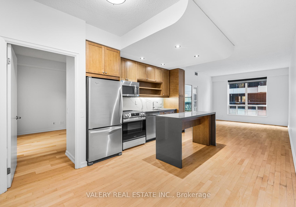 61-yorkville-avenue-toronto-ontario-c12422312