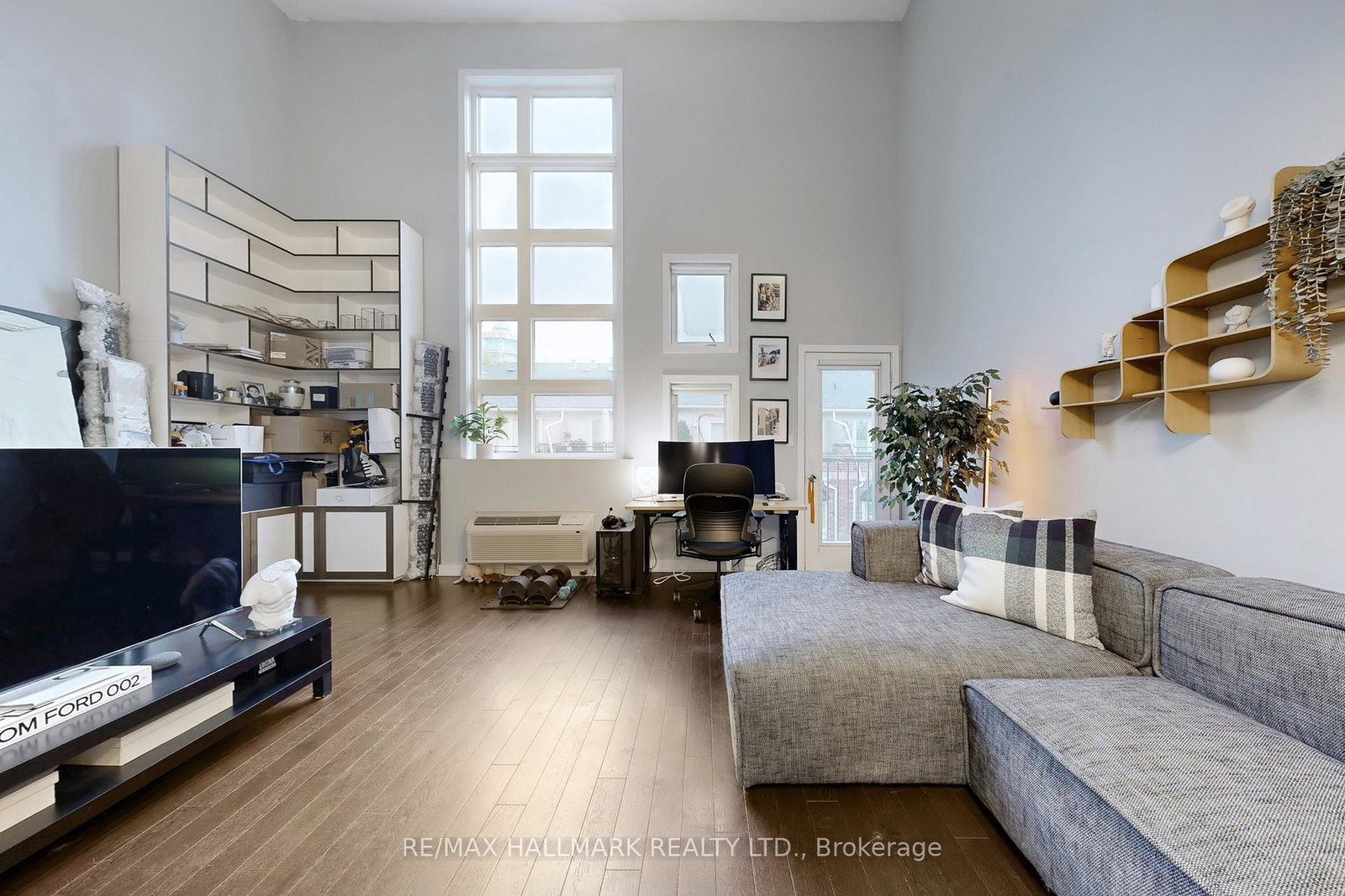 21-earl-street-toronto-ontario-c12422333