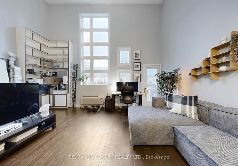 21-earl-street-toronto-ontario-c12422333