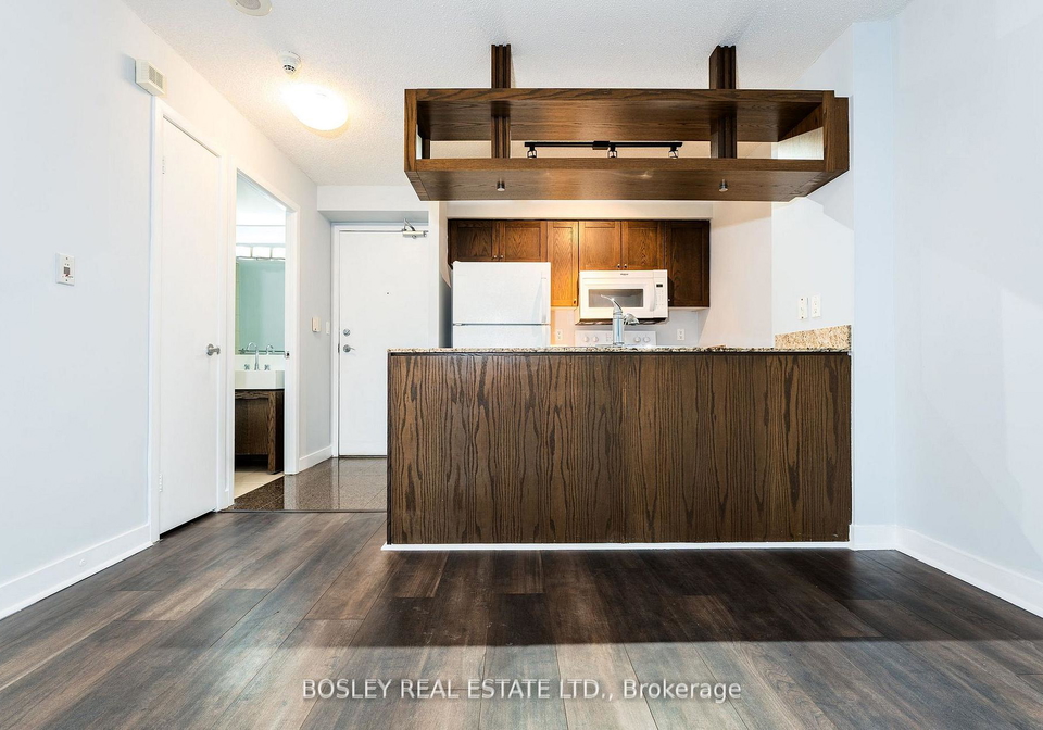 81-navy-wharf-court-toronto-ontario-c12422351