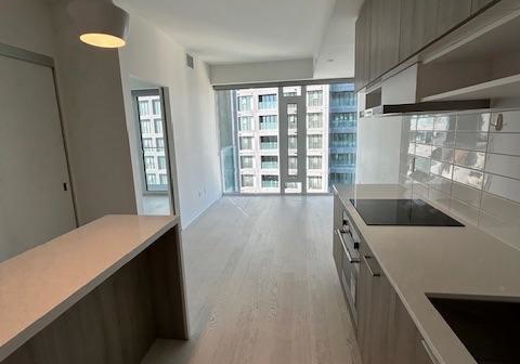 5-soudan-avenue-toronto-ontario-c12422468