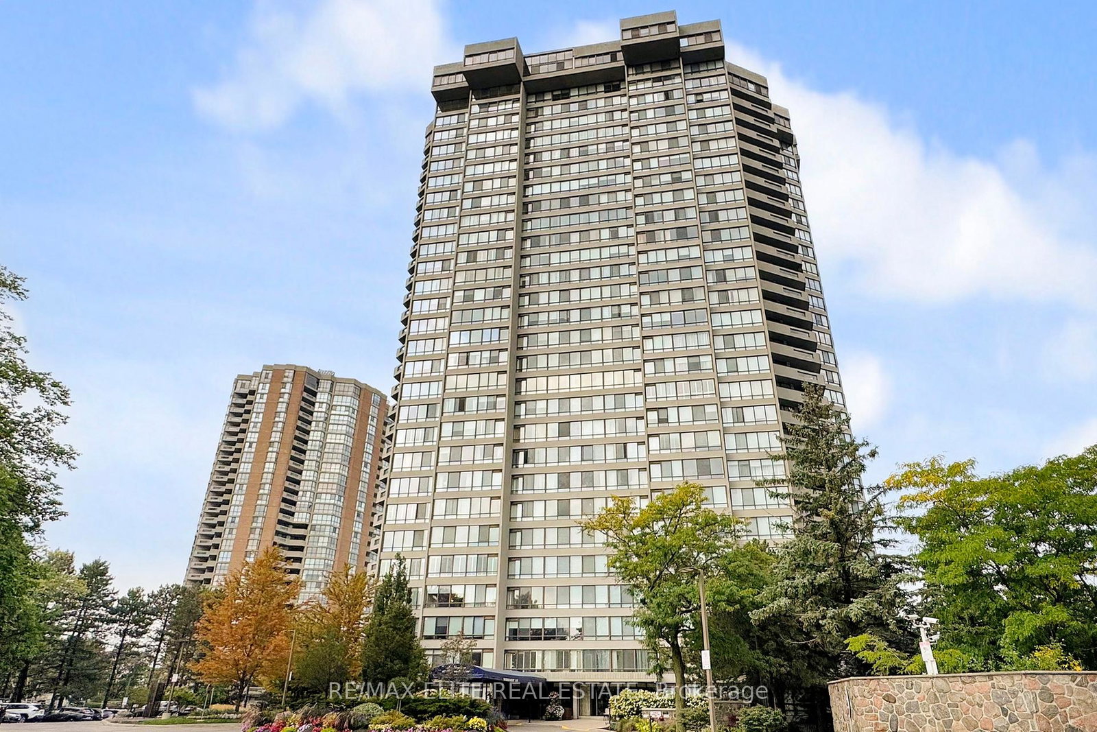65-skymark-drive-north-york-ontario-c12422479