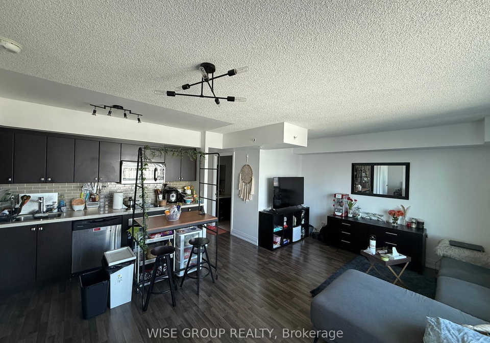 565-wilson-avenue-toronto-ontario-c12422522