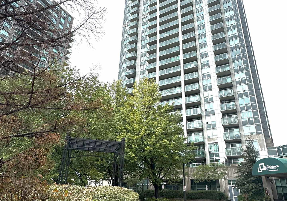 18-harrison-garden-boulevard-north-york-ontario-c12422628