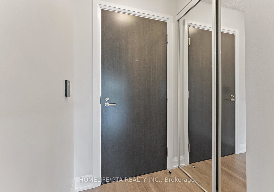 18-graydon-hall-drive-north-york-ontario-c12422637