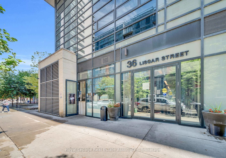 36-lisgar-street-toronto-ontario-c12422662