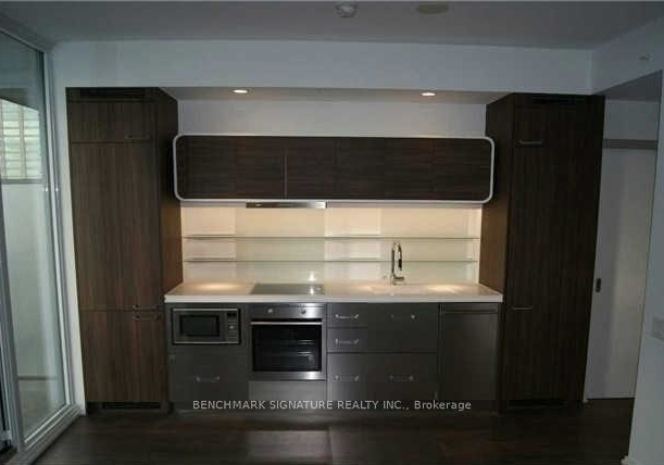45-charles-street-e-toronto-ontario-c12422800
