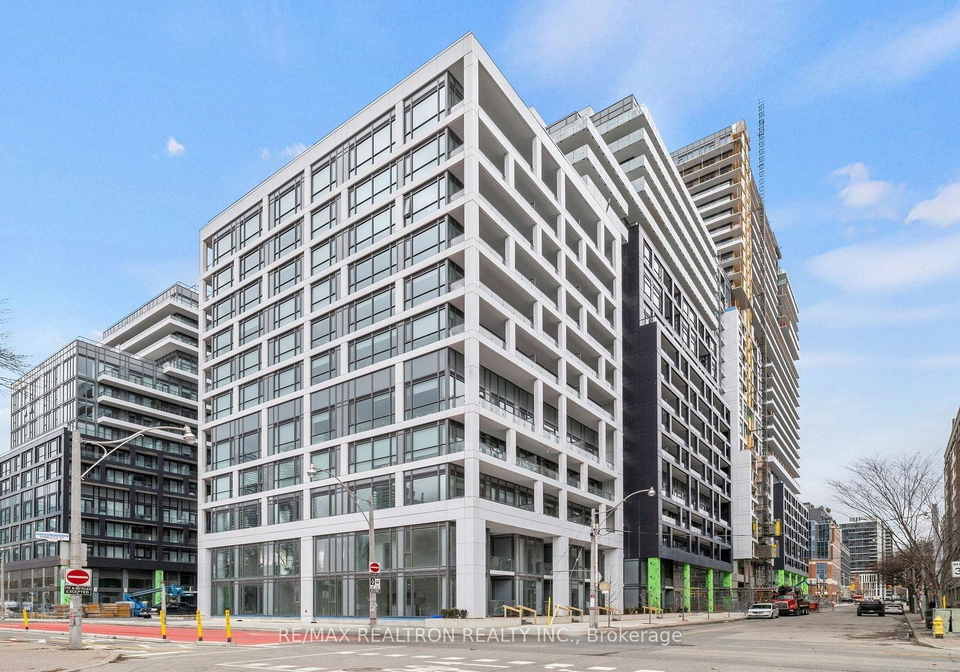 60-princess-street-toronto-ontario-c12422891