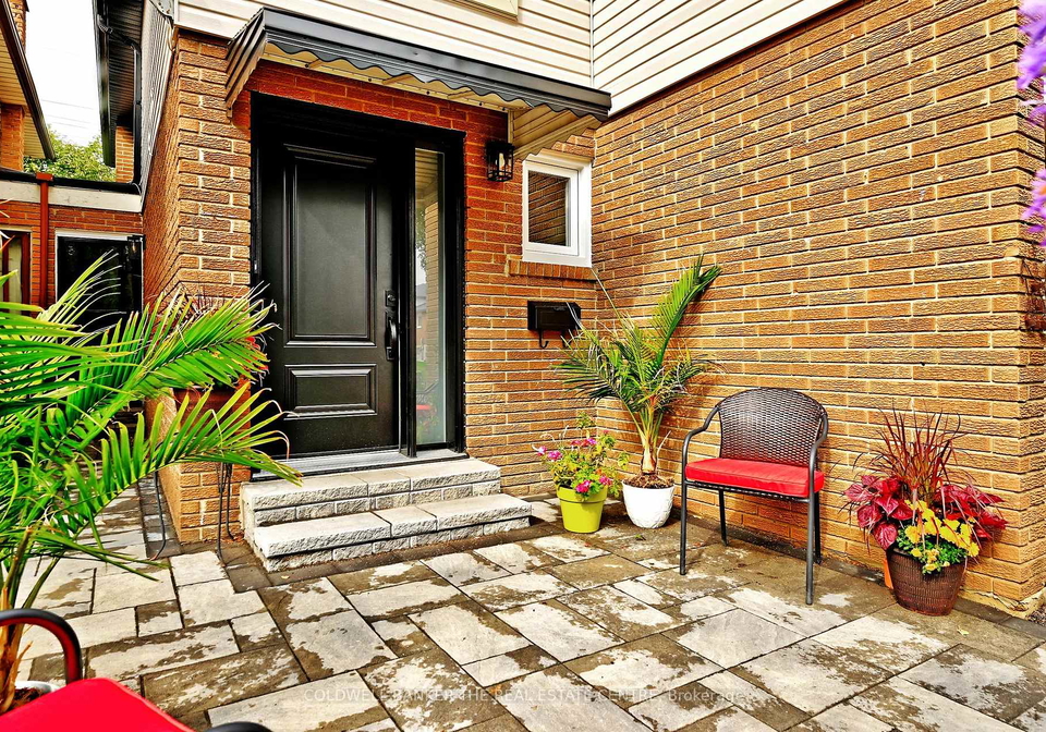 311-apache-trail-north-york-ontario-c12422963