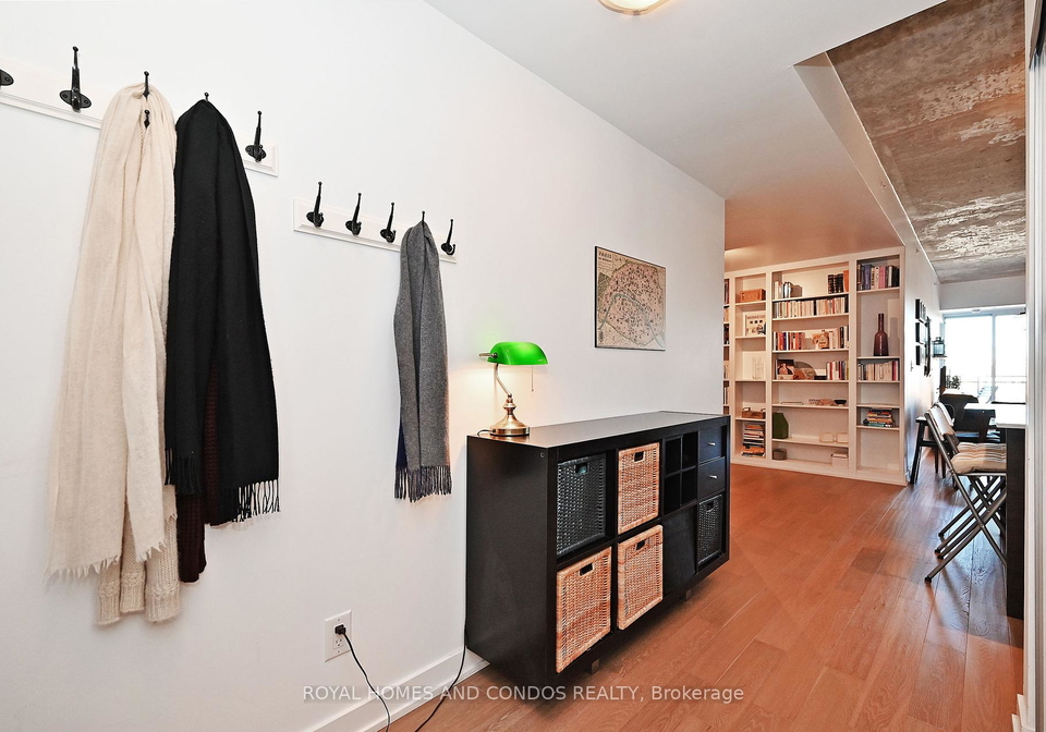 205-manning-avenue-toronto-ontario-c12423033