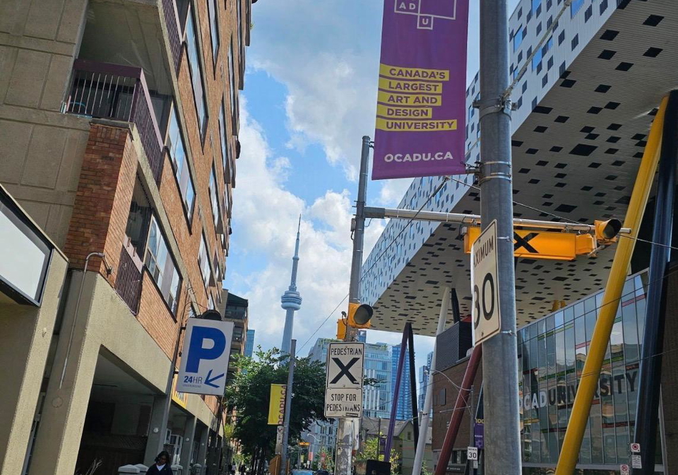 230-simcoe-street-toronto-ontario-c12423520