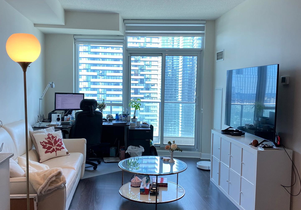 33-bay-street-toronto-ontario-c12423538