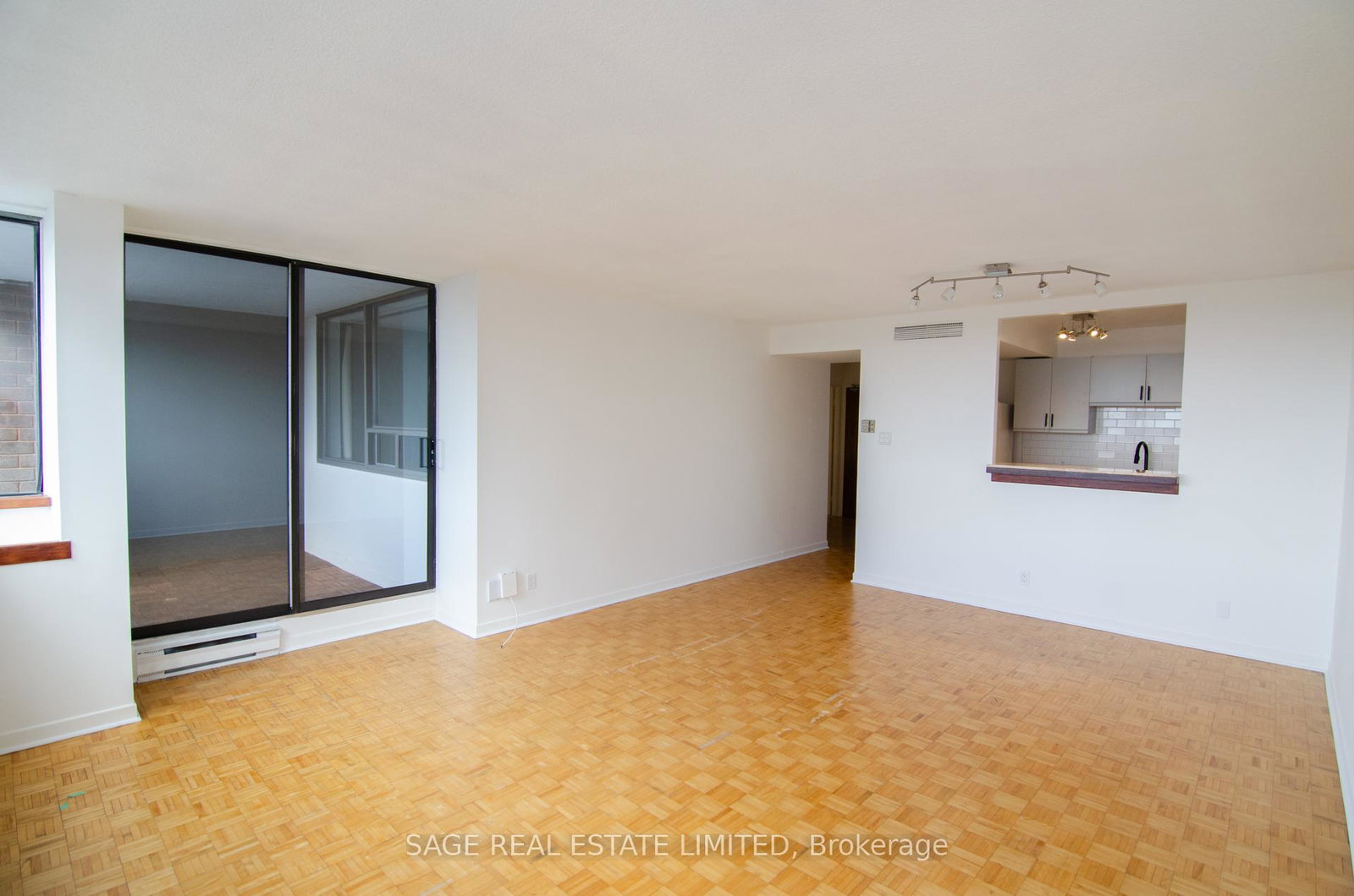 914-yonge-street-toronto-ontario-c12423586