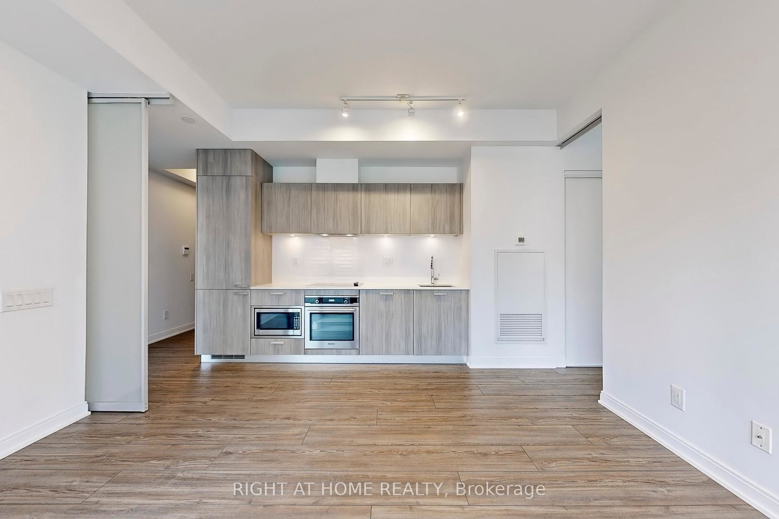 50-charles-street-e-toronto-ontario-c12423898