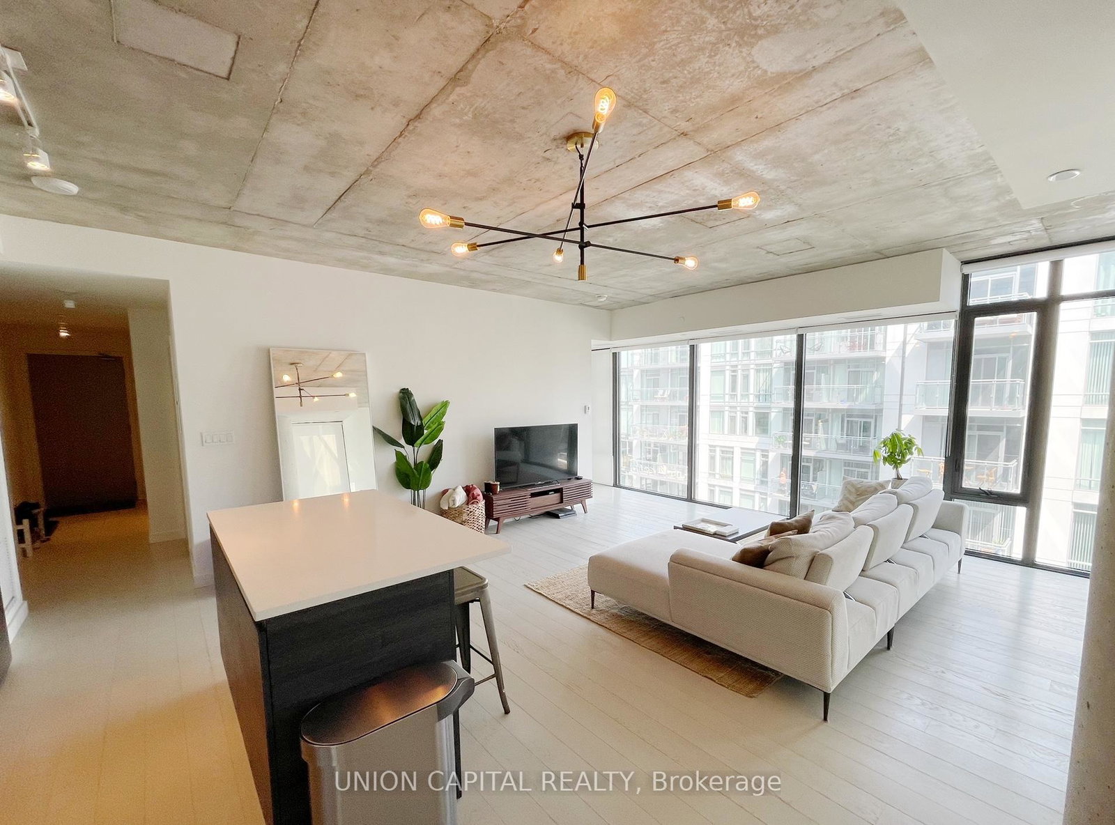 111-bathurst-street-toronto-ontario-c12424189