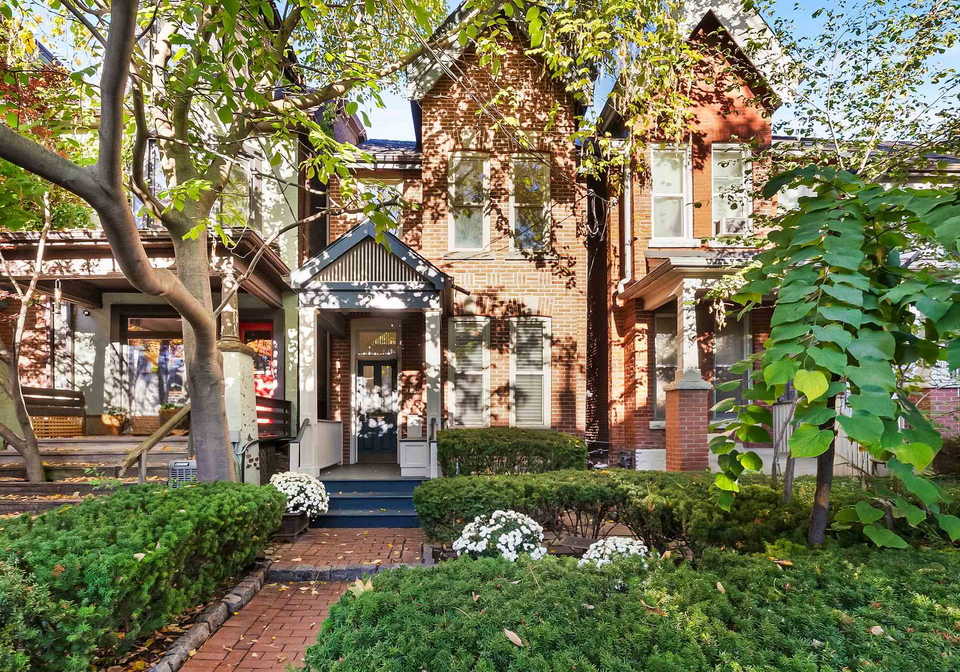193-howland-avenue-toronto-ontario-c12424444
