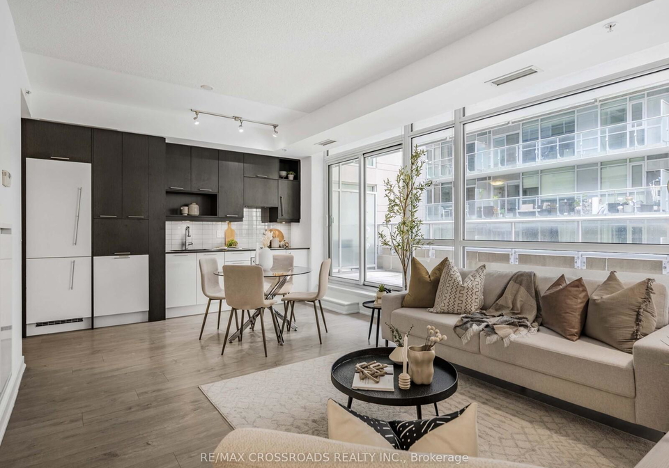 30-nelson-street-toronto-ontario-c12424446