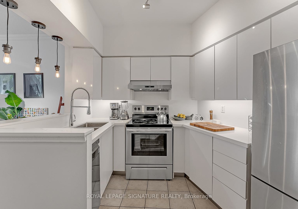 115-richmond-street-e-toronto-ontario-c12424570