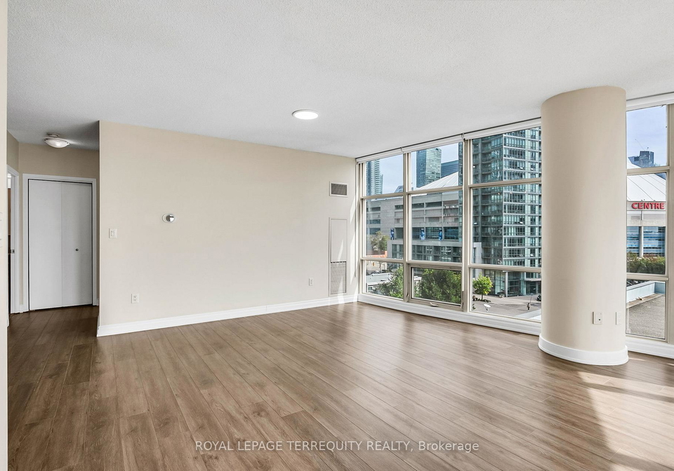 35-mariner-terrace-toronto-ontario-c12424748