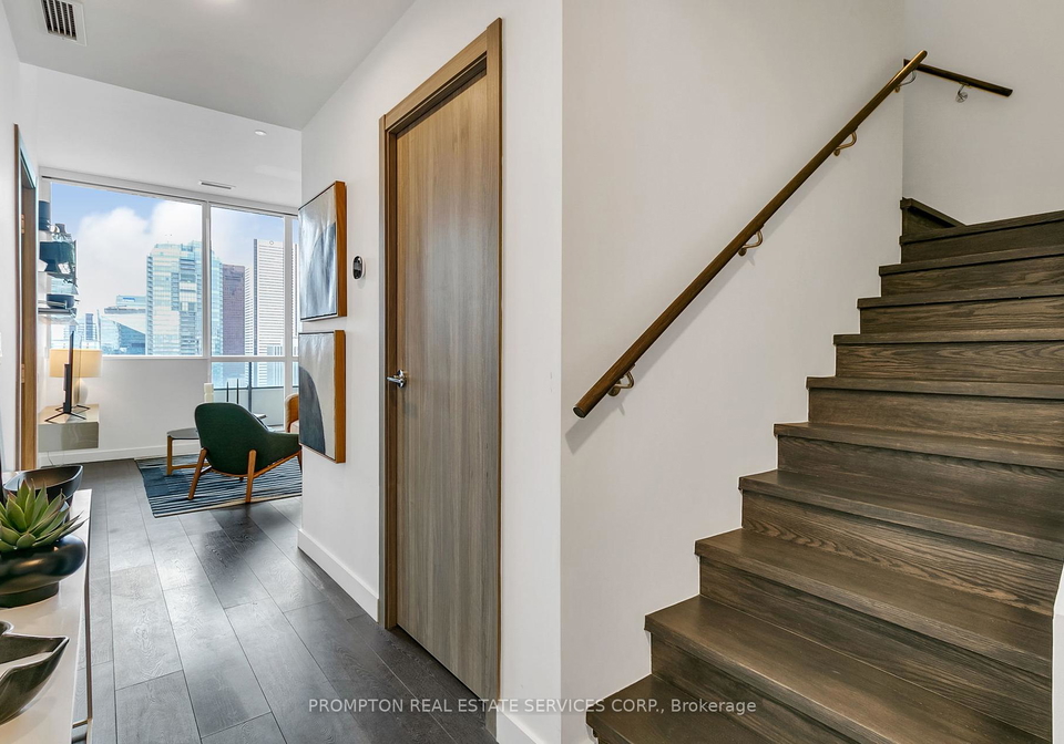 38-widmer-street-toronto-ontario-c12424797