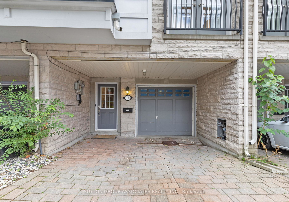 11-garvin-mews-north-york-ontario-c12425010