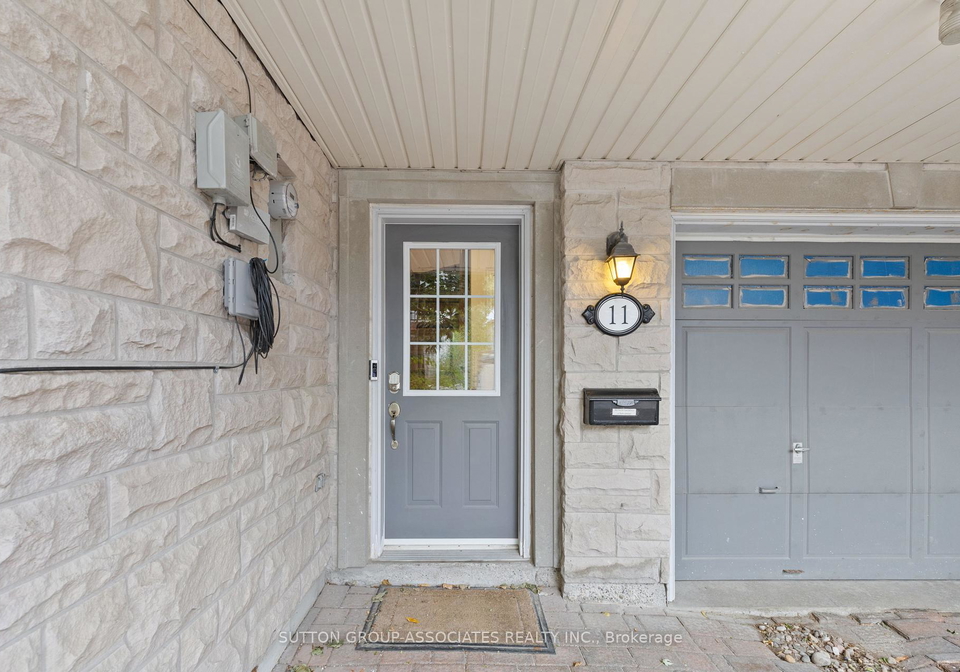 11-garvin-mews-north-york-ontario-c12425010