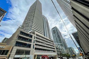 2221-yonge-street-toronto-ontario-c12425161