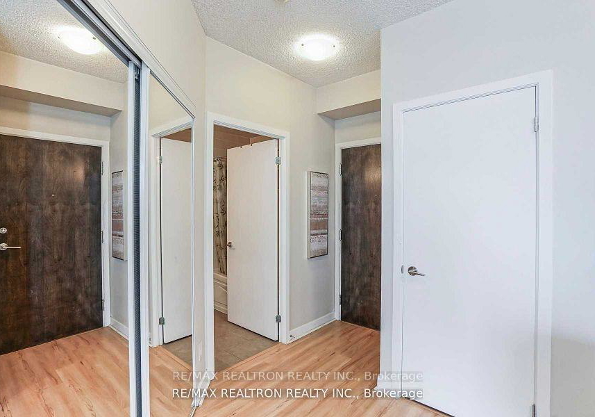 18-harbour-street-toronto-ontario-c12425328