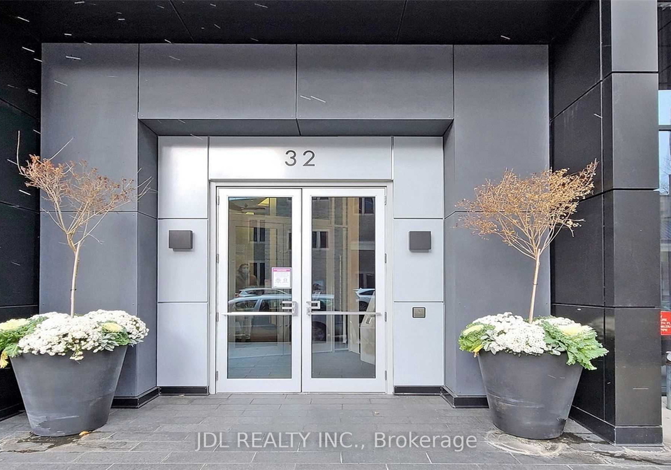 32-davenport-road-toronto-ontario-c12425333