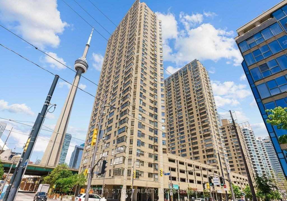 270-queens-quay-w-toronto-ontario-c12425365