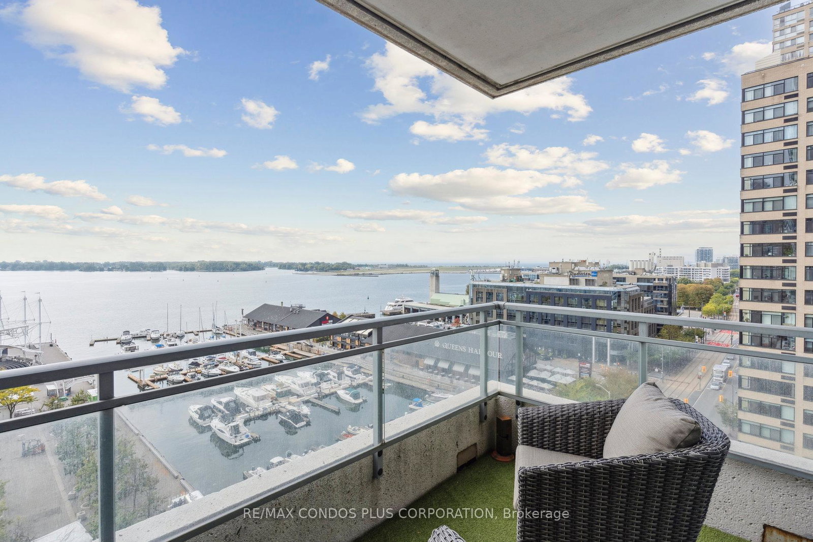 230-queens-quay-w-toronto-ontario-c12425370